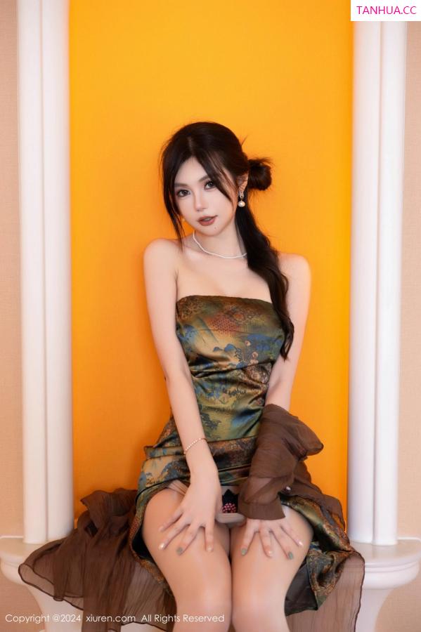 綺裡嘉 绮里嘉 [XiuRen]高清写真图 2024.09.14 No.9161 绮里嘉ula 丝袜美腿第36张图片